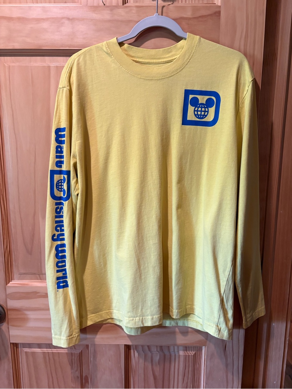 Disney Parks Long Sleeve Shirt Adults features classic Walt Disney World logo L